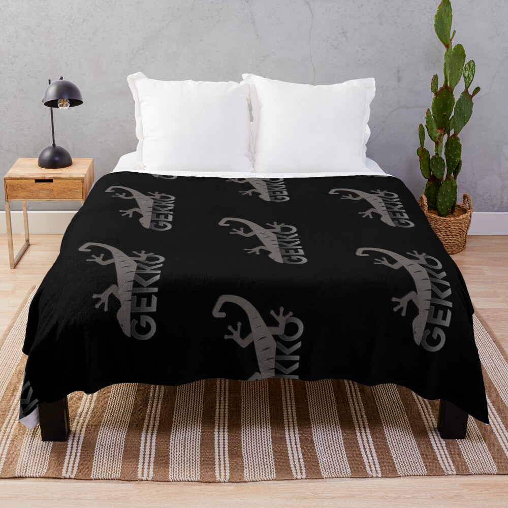 Gekko Graphic Throw Blanket